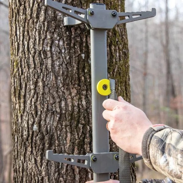 Aluminum Folding Climbing Sticks www.czechbowhunting.cz